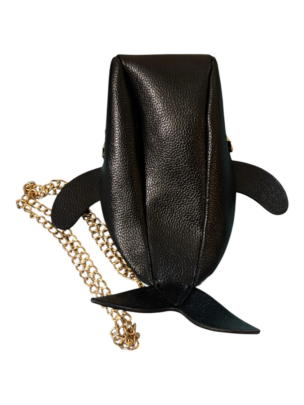 Whale-Shaped Black Key & Card Holder with Gold Chain - Picture 3 of 6